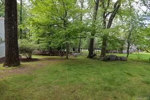 21 Edgebrook Ln, Airmont, NY 10952 - Photo 34