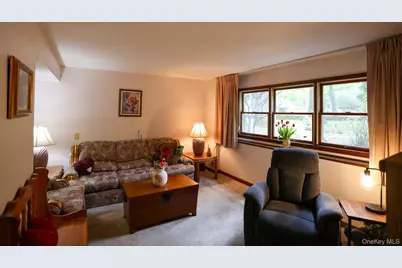 21 Edgebrook Lane, Airmont, NY 10952 - Photo 20