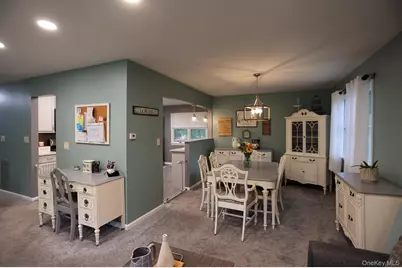 21 Edgebrook Lane, Airmont, NY 10952 - Photo 12