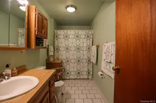 21 Edgebrook Ln, Airmont, NY 10952 - Photo 24