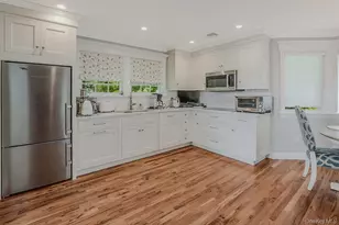 47 Sherwood Gate, Oyster Bay, NY 11771 - Photo 30