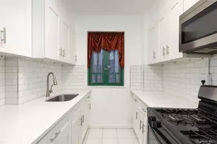 1970 E Tremont Ave, Bronx, NY 10462 - Photo 8