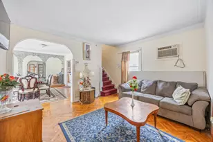 104-46 199th St, Saint Albans, NY 11412 - Photo 2