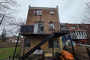 1073 E 233rd St, Bronx, NY 10466 - Photo 2