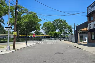 138-34 247th St, Rosedale, NY 11422 - Photo 4