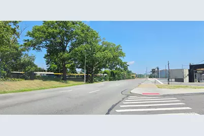 13834 247th Street, Rosedale, NY 11422 - Photo 14