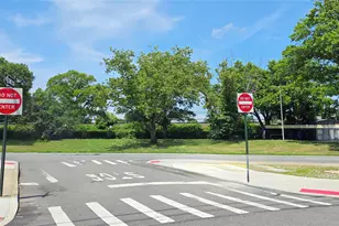 138-34 247th St, Rosedale, NY 11422 - Photo 2