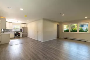 37 Amsterdam St, Huntington, NY 11743 - Photo 4