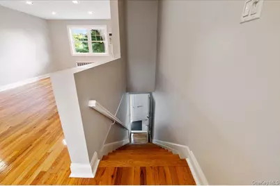 78-27 226th Street #B, Bayside, NY 11364 - Photo 6