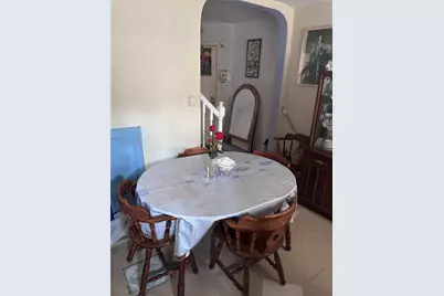 10211 187th Street, Hollis, NY 11423 - Photo 2