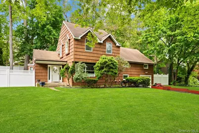 18 Nursery Road, Melville, NY 11747 - Photo 2