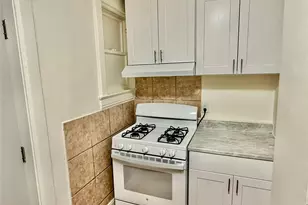 137 Lake Ave, Yonkers, NY 10703 - Photo 2