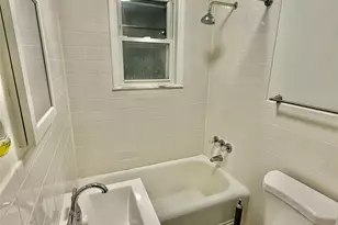 137 Lake Ave, Yonkers, NY 10703 - Photo 4