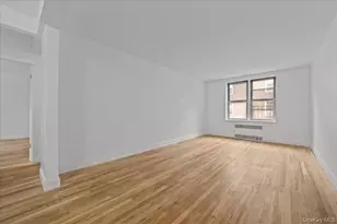 2107 Wallace Ave, Bronx, NY 10462 - Photo 4