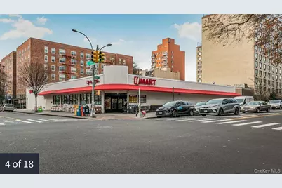 14330 Roosevelt #5J, Flushing, NY 11354 - Photo 4