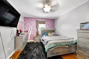 946 Balcom Ave, Bronx, NY 10465 - Photo 10