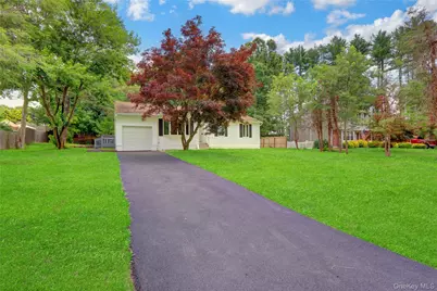181 Wading River Hollow Road, Ridge, NY 11961 - Photo 2