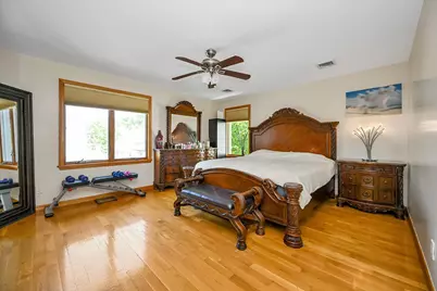 147-11 Jewel Avenue, Kew Gardens, NY 11367 - Photo 12