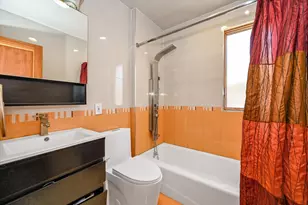 147-11 Jewel Ave, Kew Gardens, NY 11367 - Photo 18