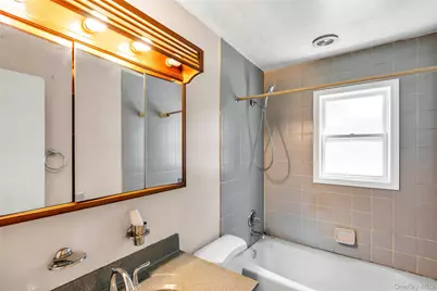 22 Robert Drive, Huntington, NY 11743 - Photo 12