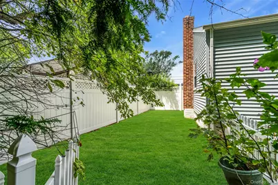 22 Robert Drive, Huntington, NY 11743 - Photo 26