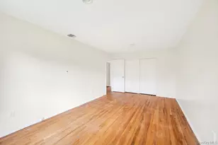 106 Woods Dr, Roslyn, NY 11576 - Photo 28