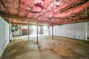 106 Woods Dr, Roslyn, NY 11576 - Photo 42