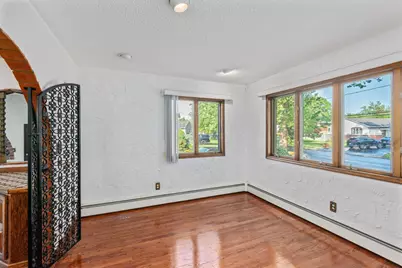 60 Wheatfield Lane, Commack, NY 11725 - Photo 10