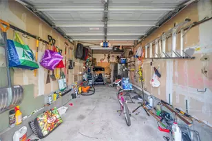 34 Harlem Ave, Medford, NY 11763 - Photo 40