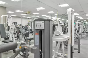 270-10 Grand Central Pkwy, Floral Park, NY 11005 - Photo 18