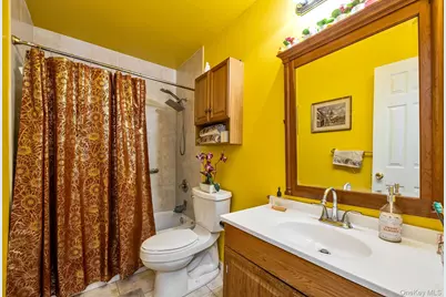 95 Hillside Avenue, Suffern, NY 10901 - Photo 20