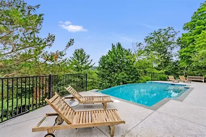 94 Cliff Road, Tuxedo Park, NY 10987 - Photo 2