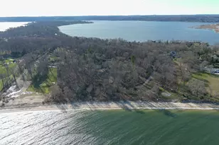 145 Centre Island Rd, Centre Island, NY 11771 - Photo 14