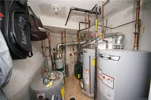 57-12 153th St, Flushing, NY 11355 - Photo 24