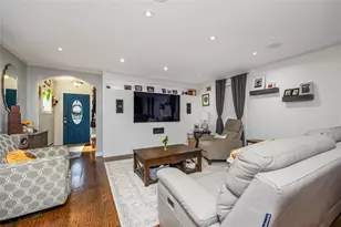 487 Court Ave, Cedarhurst, NY 11516 - Photo 4