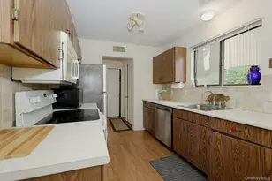 129 Heritage Hills, Somers, NY 10589 - Photo 8