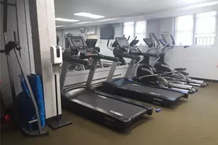 54-40 Little Neck Pkwy, Little Neck, NY 11362 - Photo 20