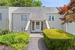 103 Holly Stream Ct, Brewster, NY 10509 - Photo 2