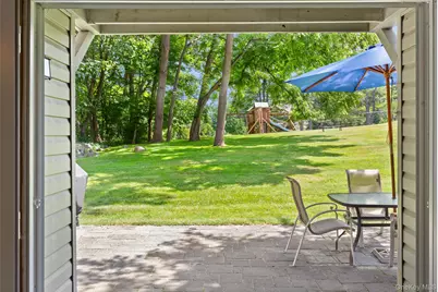 103 Holly Stream Court, Brewster, NY 10509 - Photo 12