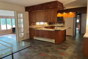 77 Montauk Hwy, Westhampton, NY 11977 - Photo 10