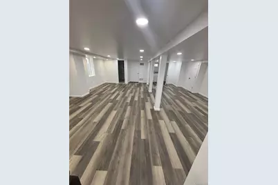 868 Oliver Avenue, Westbury, NY 11590 - Photo 38