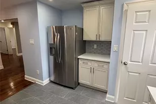 868 Oliver Ave, Westbury, NY 11590 - Photo 30