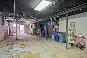 60-46 Putnam Ave, Ridgewood, NY 11385 - Photo 38