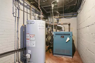 6046 Putnam Avenue, Ridgewood, NY 11385 - Photo 30