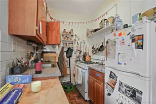 60-46 Putnam Ave, Ridgewood, NY 11385 - Photo 22