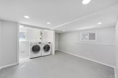 3058 Susan Road, Bellmore, NY 11710 - Photo 22