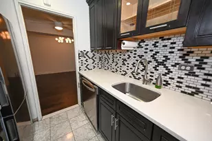 84-01 Main St, Briarwood, NY 11435 - Photo 20