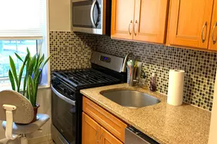 30 Davenport Ave, New Rochelle, NY 10805 - Photo 6