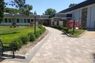 195 E Newcastle Ct, Ridge, NY 11961 - Photo 20