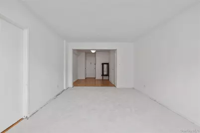 139-15 83 Avenue #629, Briarwood, NY 11435 - Photo 8